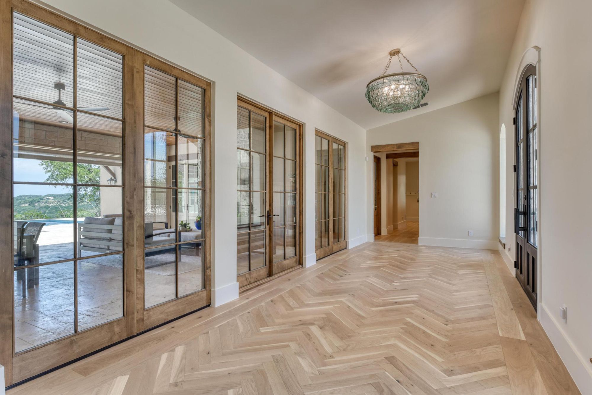 This gorgeous home has 7 bedrooms, 7 ensuite bathrooms, 2- ½ baths and a 4-car garage, Waring, Welfare, Texas