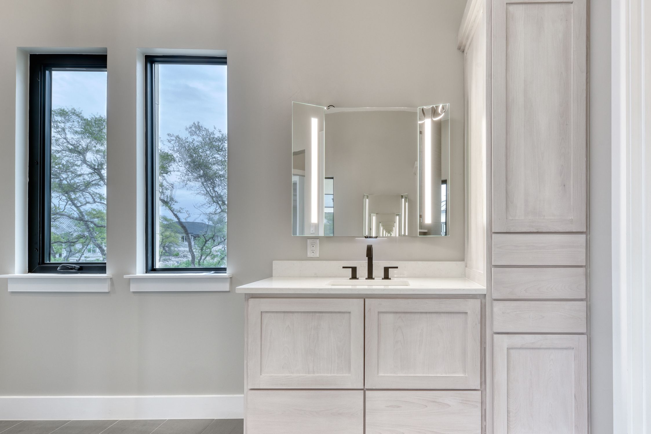 Stunning 3300sq/ft home in Helotes, TX