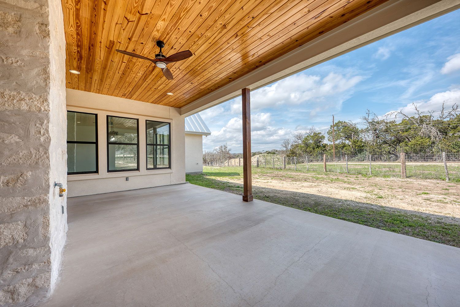 3 bedroom, 3½ baths, Boerne Texas home