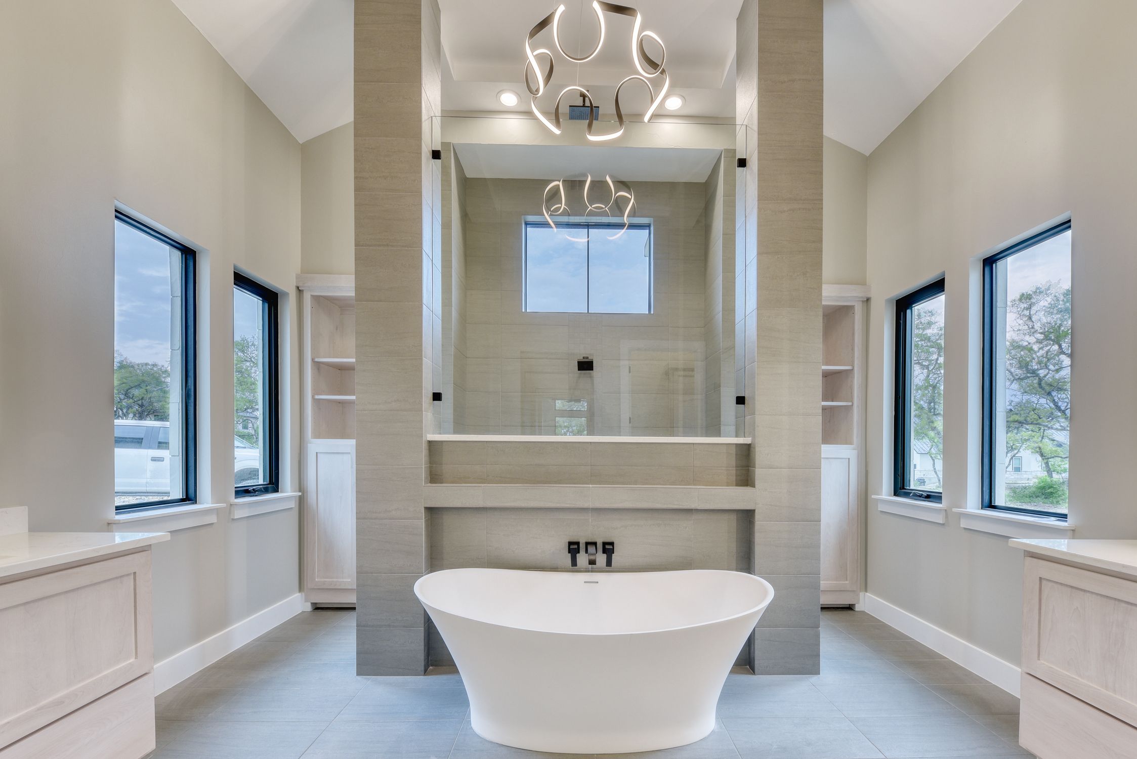 Stunning 3300sq/ft home in Helotes, TX