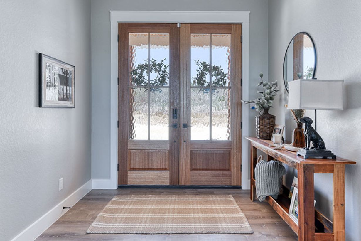 3 bedrooms and 2 1/2 baths Hill Country home. Open floor plan. Breathtaking views. Kendalia, Texas