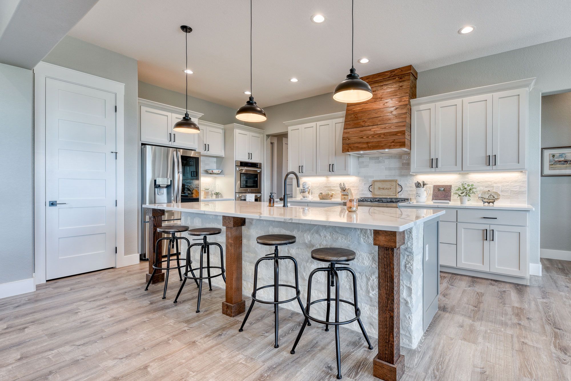 3 bedrooms and 2 1/2 baths Hill Country home. Open floor plan. Breathtaking views. Kendalia, Texas